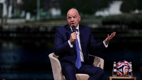 Ινφαντίνο: "Η FIFA εξετάζει την άρση της απαγόρευσης ρωσικών συλλόγων και εθνικών ομάδων"