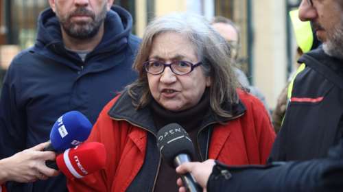 Ποινική δίωξη στη δημοσιογράφο Ιωάννα Κολοβού που έχασε το σπίτι της σε πλειστηριασμό