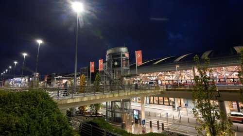 Ομηρία στο Αμβούργο: Σοβαρά ζητήματα ασφαλείας του αεροδρομίου μετά την εισβολή του Τούρκου - Είχαν μπει και ακτιβιστές