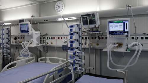 Το Υπουργείο Υγείας διαψεύδει τον Καπραβέλο: &quot;Υπάρχουν ΜΕΘ στη Βόρεια Ελλάδα και για covid, και για non covid περιστατικά&quot;