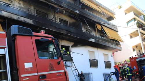 Ριζούπολη: Αναζητείται ένοικος που είχε απειλήσει ότι θα έβαζε φωτιά σε πολυκατοικία - Κινδύνεψε να καεί ζωντανή μια οικογένεια