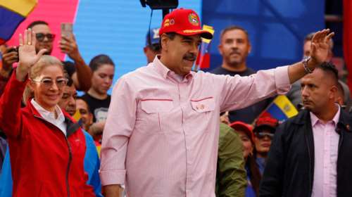 Βενεζουέλα: Αμερικανοί κομάντος συνέλαβαν τον Μαδούρο και τη σύζυγό του - Τραμπ: Οι επιδρομές αποτέλεσμα "πολύ καλού σχεδιασμού"