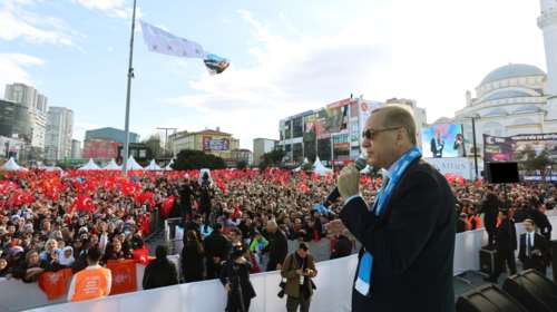 Handelsblatt: Αλλαγή πλεύσης από τον Ερντογάν: Ενισχύει την λίρα και την εγχώρια κατανάλωση για να κερδίσει τις εκλογές