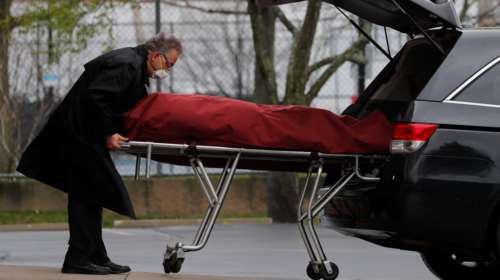 Προειδοποίηση Τζανάκη: &quot;Σε αυτό το κύμα θα δούμε περισσότερους θανάτους - Πάνω από 2.000 έως το τέλος του χρόνου&quot;