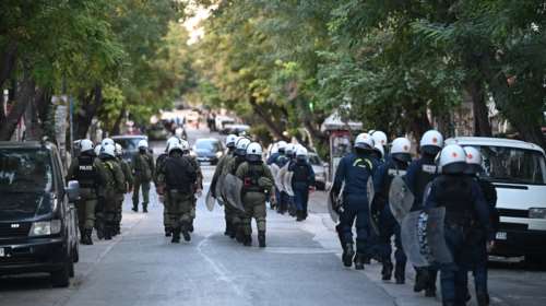Πολυτεχνείο: Δρακόντεια τα μέτρα της ΕΛΑΣ στην Αθήνα - 5.000 αστυνομικοί στους δρόμους, ελικόπτερα, drones και αύρες