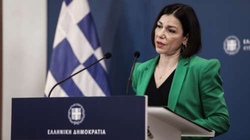 ΣΥΡΙΖΑ: Η Αυγή επιτίθεται στην Πελώνη για tweet κατά Σαμαρά που έγραψε πριν... 10 χρόνια