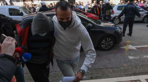 Μακελειό στην Ανδραβίδα: Πώς η μάνα &quot;πρόδωσε&quot; τον γιο-φονιά που ξεκλήρισε την οικογένεια