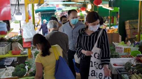 Κίνα: Ξανά προς... βρώση νυχτερίδες, σκύλοι και γάτες στις αγορές