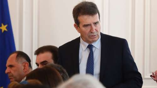 Αστυνομία: Αλλάζει η αντιμετώπιση των περιστατικών κακοποίησης γυναικών - Τα 4 μέτρα που ανακοίνωσε ο Χρυσοχοΐδης