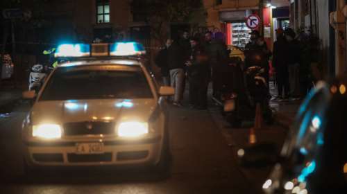 Περιστέρι: Κακοποιός προσπάθησε να πετάξει αστυνομικό από ταράτσα