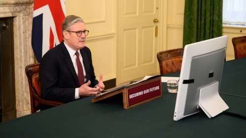 Κιρ Στάρμερ: &quot;Αργά ή γρήγορα&quot; ο Πούτιν πρέπει να καθίσει στο τραπέζι των διαπραγματεύσεων - Να συνεχίσουμε τις πιέσεις