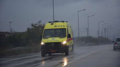 Κατερίνη: Τρεις τραυματίες σε σύγκρουση δύο οχημάτων στην ΠΑΘΕ – Υπό την επήρεια αλκοόλ ο ένας οδηγός