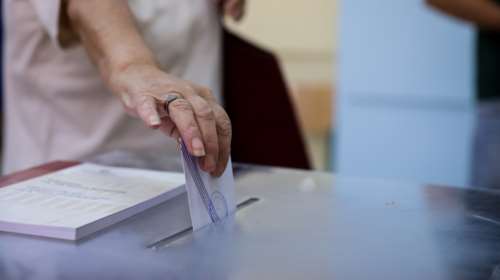 Εκλογές 2023: Για πρώτη φορά με δύο καινοτομίες - Στις 9 το βράδυ θα ξέρουμε το αποτέλεσμα και στις 12 τους σταυρούς