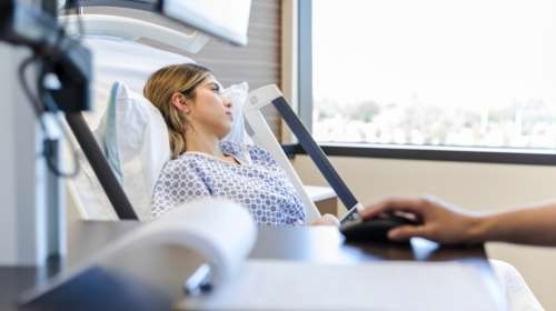 Ξεκινούν από σήμερα οι δωρεάν εξετάσεις για τον καρκίνο του τραχήλου της μήτρας