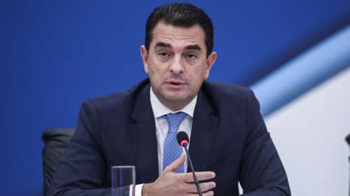 Σκρέκας: &quot;Δεν θα σταματήσουμε μέχρι να πετύχουμε χαμηλές τιμές - Μετά τα πρόστιμα αυτές μειώνονται&quot;