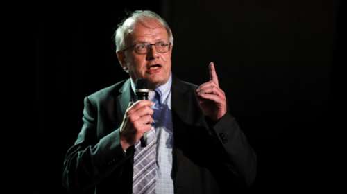 Ακης Τσελέντης: Η πρωταπριλιάτικη ανάρτηση για το Ηφαίστειο της Σαντορίνης που θα μετακινηθεί, προκάλεσε παρέμβαση Εισαγγελέα