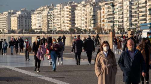 Θωμαΐδης: Πιθανή παράταση μέτρων για έναν ακόμη μήνα - Στα ύψη το ιικό φορτίο σε 3 μεγάλες πόλεις