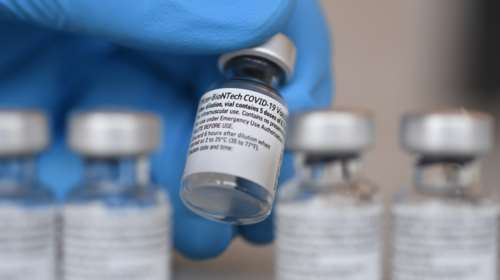 Κορονοϊός: Καλά νέα - Συμφωνία ΕΕ - Pfizer/BioNTech για επιπλέον 300 εκατ. δόσεις