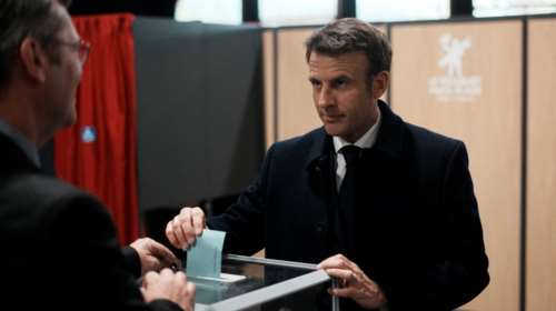 Γαλλικές εκλογές: Νικητής ο Μακρόν με 54% σύμφωνα με νέα δημοσκόπηση