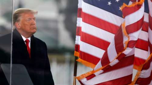 ΗΠΑ: Οι Δημοκρατικοί στη Βουλή θέλουν να &quot;ξηλώσουν&quot; τον Τραμπ πριν την ορκομωσία Μπάιντεν