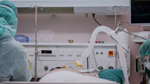 Κορονοϊός: 1.262 νέα κρούσματα και 50 θάνατοι – Στους 656 οι διασωληνωμένοι