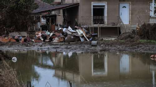 Λάρισα: Εφιαλτική η νύχτα σε Κιλελέρ και Φάρσαλα - Δύσκολες ώρες σε Τρίκαλα και Καρδίτσα [εικόνες]