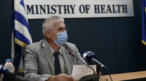 Γώγος υπέρ τοπικών lockdown αν χρειαστεί: Θέλουμε ανοσία πάνω από 70% για να βγάλουμε τις μάσκες