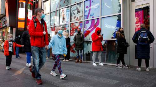 ΠΟΥ: Η μετάλλαξη Όμικρον εξαπλώνεται ταχύτερα από οποιαδήποτε άλλη παραλλαγή