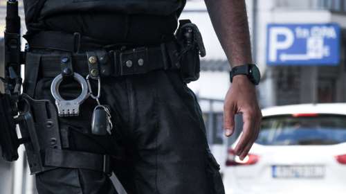 Τραγωδία στην ΕΛΑΣ: Αστυνομικός αυτοκτόνησε με το υπηρεσιακό του όπλο μέσα στη Διεύθυνση Εγκληματολογικών Ερευνών