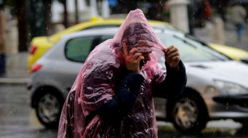 Έρχεται η νέα κακοκαιρία με καταιγίδες, χιόνια στα βόρεια και θυελλώδεις ανέμους - Δείτε πού θα χτυπήσει πρώτα