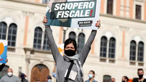 Κόντε: Θα υποφέρουμε τώρα, θα &quot;αναπνεύσουμε&quot; τον Δεκέμβριο- Λουκέτο από τις 6 το απόγευμα σε καφέ και εστιατόρια στην Ιταλία