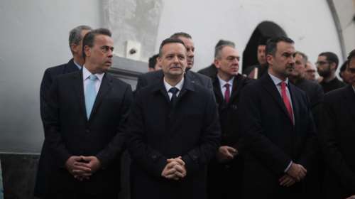 Κεντροαριστερός καφές για τρεις στο Κολωνάκι: Ποιοι μετείχαν και τι συζήτησαν