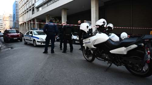 Βόμβα στη Σταδίου: Γιατί ήταν η &quot;τέλεια έκρηξη&quot; σύμφωνα με την Αντιτρομοκρατική - Πού στρέφονται οι έρευνες