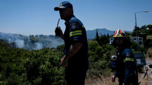Οριοθετήθηκε η φωτιά στην Κερατέα - Επί τόπου ο αρχηγός της Πυροσβεστικής [βίντεο]