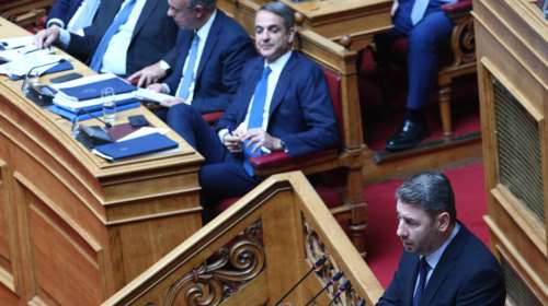 Σφοδρή επίθεση Ανδρουλάκη σε Μητσοτάκη: Είπατε ψέματα για τη δικογραφία Τριαντόπουλου - Είστε και ένοχοι και άχρηστοι