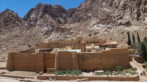 Στην Αίγυπτο σήμερα ο Γεραπετρίτης για την Μονή Σινά - Τι επιδιώκει η Αθήνα