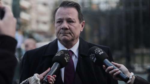 Ο Απόστολος Λύτρας τα βάζει με τη Σοφία Πολυζωγοπούλου- Η μήνυση εναντίον της πρώην συζύγου Λύτρα και η εμπλοκή της κόρης