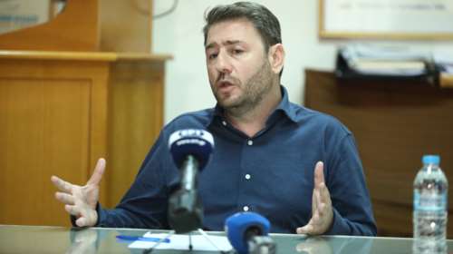 Ανδρουλάκης: Για κάθε παιδί που γεννιέται, επίδομα 200 ευρώ το μήνα έως την ηλικία των 3 ετών, πάντα με εισοδηματικά κριτήρια