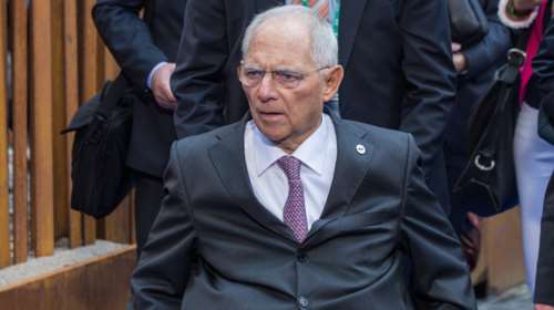 Κοινή οικονομική πολιτική θέλει τώρα ο Σόιμπλε - &quot;Απαιτείται το θάρρος που δεν είχαμε το 2010&quot;