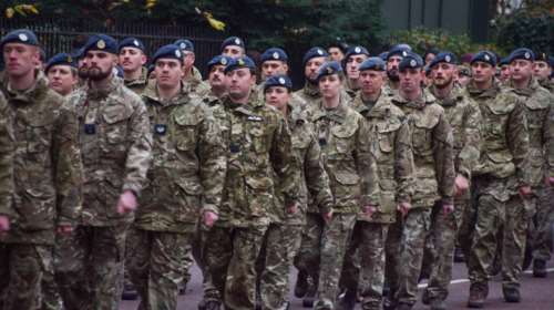 Μεταρρυθμίσεις υπόσχεται ο βρετανικός στρατός για τα υψηλά ποσοστά σεξουαλικής παρενόχλησης
