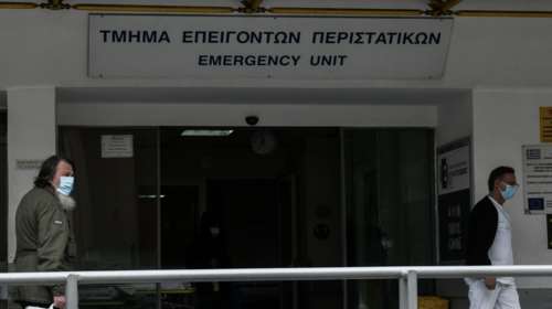 Κορονοϊός: Πάνω από 5.000 οι νεκροί στην Ελλάδα - 427 νέα κρούσματα σήμερα και 407 διασωληνωμένοι