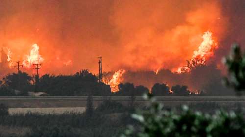 Δύο συλλήψεις για τη φωτιά στην Αχαΐα: Ομολόγησε ένας 19χρονος - Έβαλε τη φωτιά με αναπτήρα