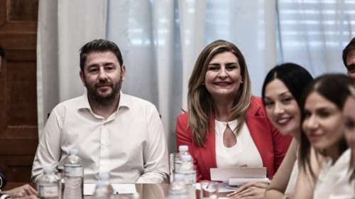 ΠΑΣΟΚ: Η Ευαγγελία Λιακούλη ξανά Γραμματέας της ΚΟ - Ομόφωνη η επανεκλογή της