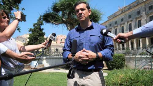 Τσίπρας για λίστα ΜΜΕ: Ο Πέτσας έχει μια θέση στο επόμενο Master Chef