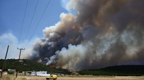 "Τρεις συλλήψεις στην Κρήτη για φωτιά - Ακραίες συνθήκες και αύριο": Η ενημέρωση της Πυροσβεστικής
