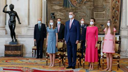 Οταν ένα παιδί προετοιμάζεται για το θρόνο: Η 15χρονη πριγκίπισσα Λέονορ πηγαίνει στο κολέγιο και μιλά 5 γλώσσες