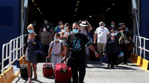 Επιστρέφουν οι τελευταίοι αδειούχοι του Αυγούστου - Ομαλή η κίνηση στις εθνικές οδούς και στα λιμάνια