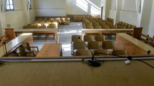 Ιωάννινα: Τελεσίδικη καταδίκη με κάθειρξη 6 ετών στον εκπαιδευτικό για ασέλγεια σε μαθήτρια