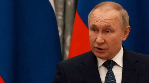 Ειρωνείες Πούτιν κατά της Δύσης: &quot;Τι ώρα είπατε αρχίζει ο πόλεμος;&quot; - &quot;Αβάσιμη υστερία&quot; τα περί ρωσικής εισβολής