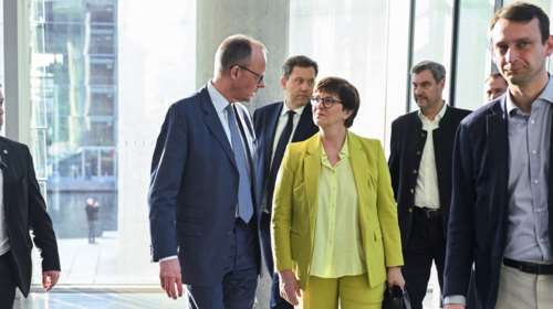 Συμφωνία στις διερευνητικές CDU/CSU-SPD  -  Αμεσα σε διαπραγματεύσεις για τον σχηματισμό κυβέρνησης